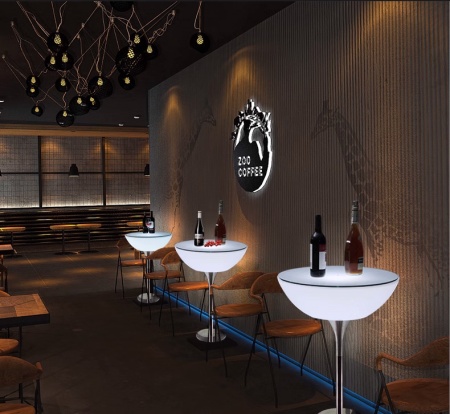 Комплект светящейся мебели Стол+2 стула V11 Комплект светящейся мебели Стол+2 стула V11