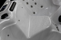 Мини спа-бассейн Sunrans SR878 Мини спа-бассейн Sunrans SR878