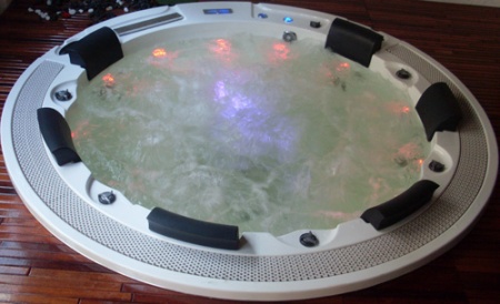 Гидромассажный бассейн Sunrans SR831