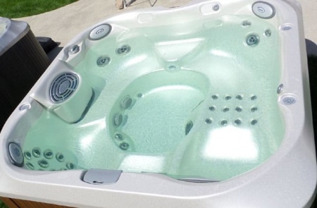 Спа бассейн Jacuzzi J-335 Спа бассейн Jacuzzi J-335